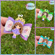 Load image into Gallery viewer, Monster Friends mini clay bow
