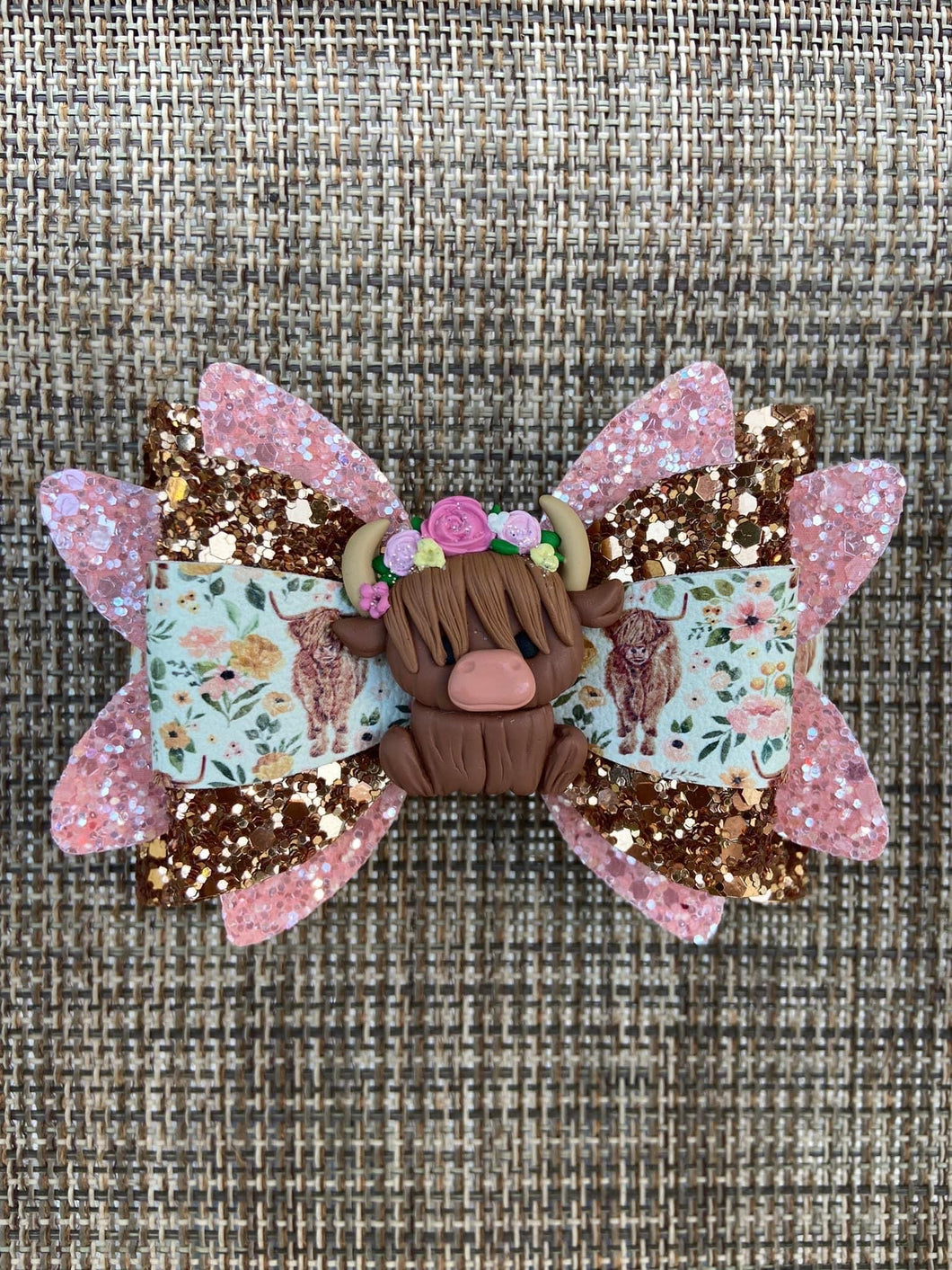 Highland Cow clay bow