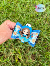 Load image into Gallery viewer, Animal Pals mini clay bow
