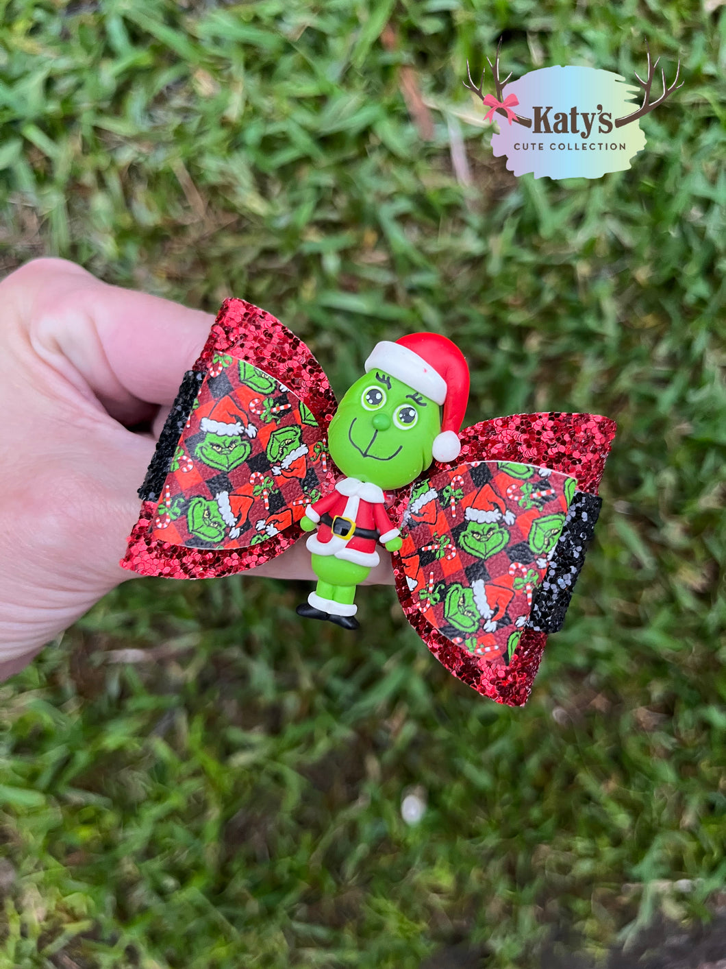 Green Santa Guy mini clay bow