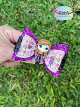 Load image into Gallery viewer, Brown Hair Ice Princess mini clay bow
