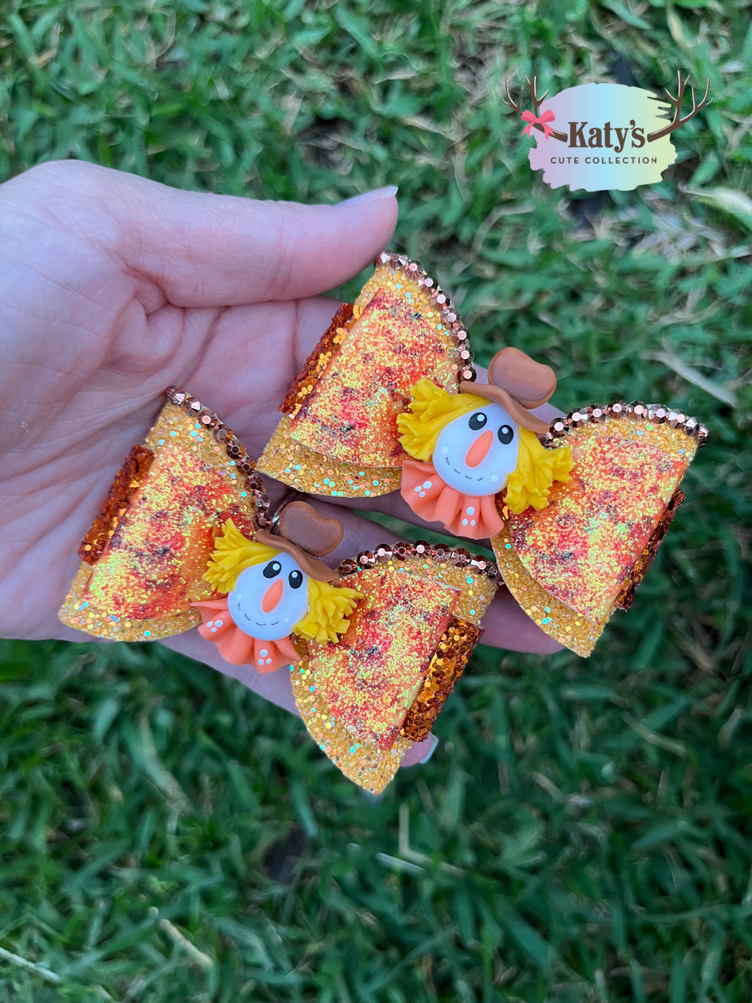 Scarecrow clay piggies