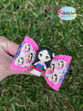 Load image into Gallery viewer, Warrior Princess mini clay bow
