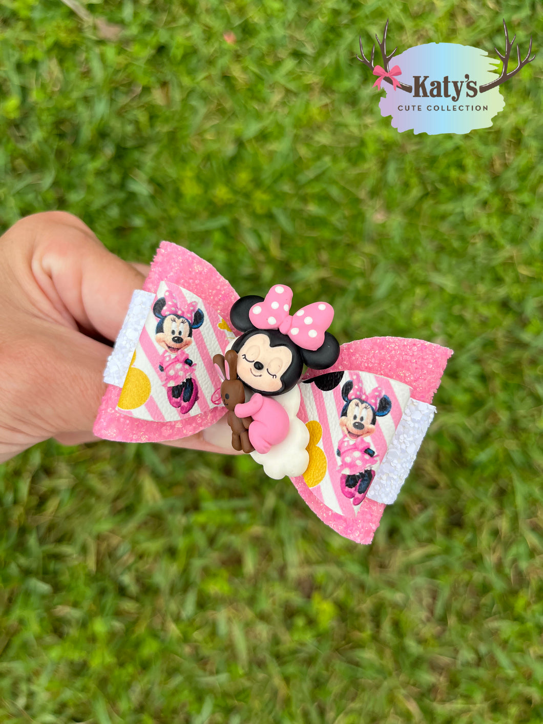 Snoozing Gals mini clay bow