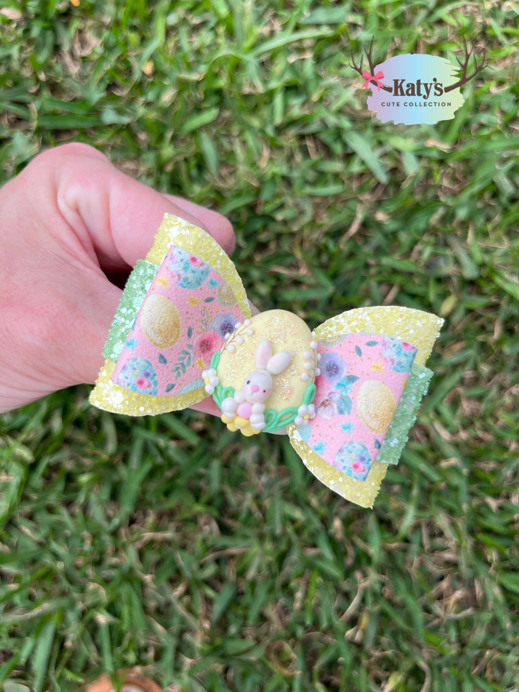 Yellow Egg mini clay bow
