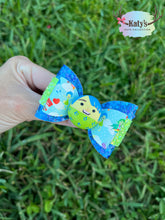 Load image into Gallery viewer, Emotions Squishmallow mini clay bows
