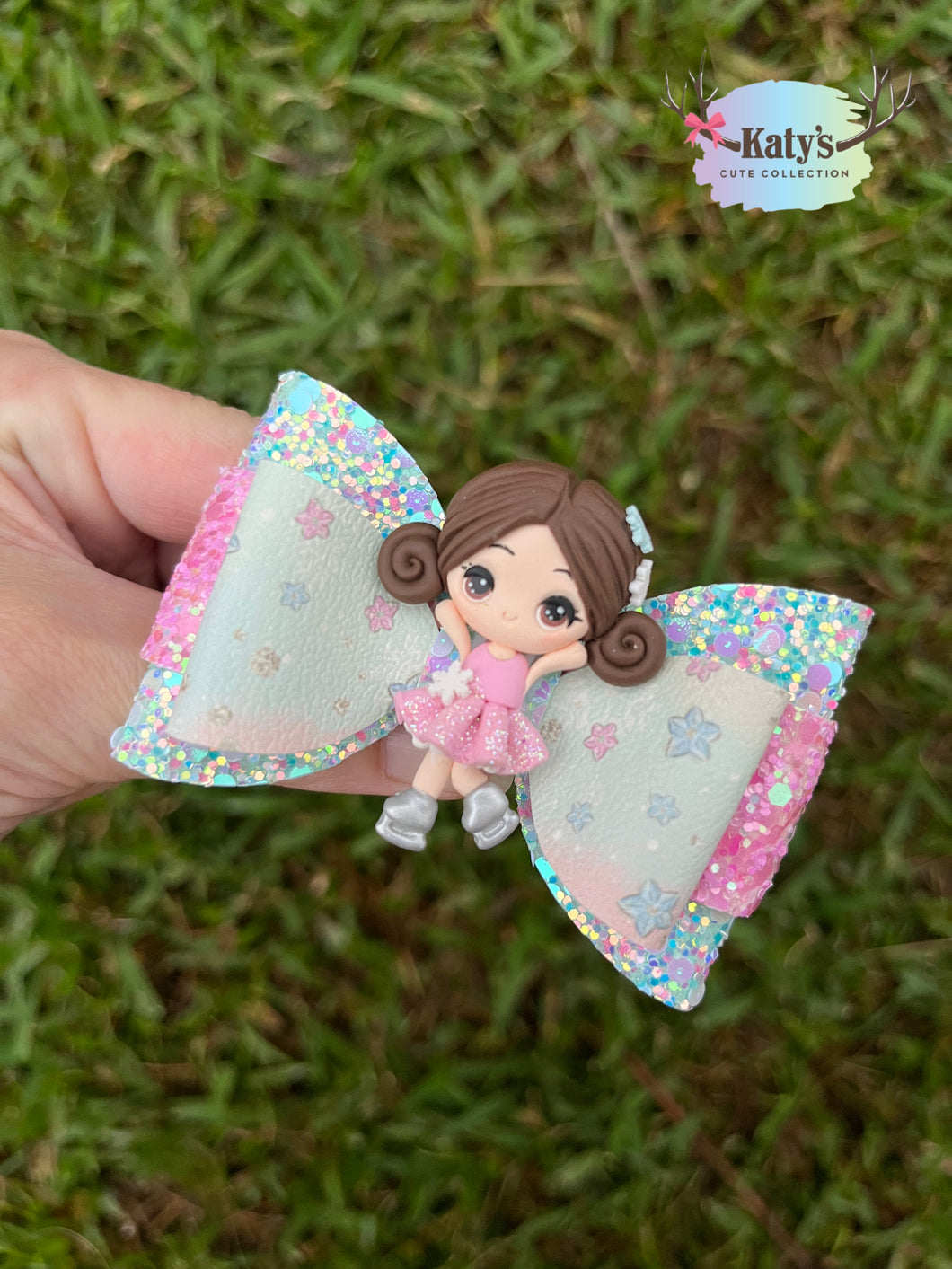 Ice Skater Girl mini clay bow