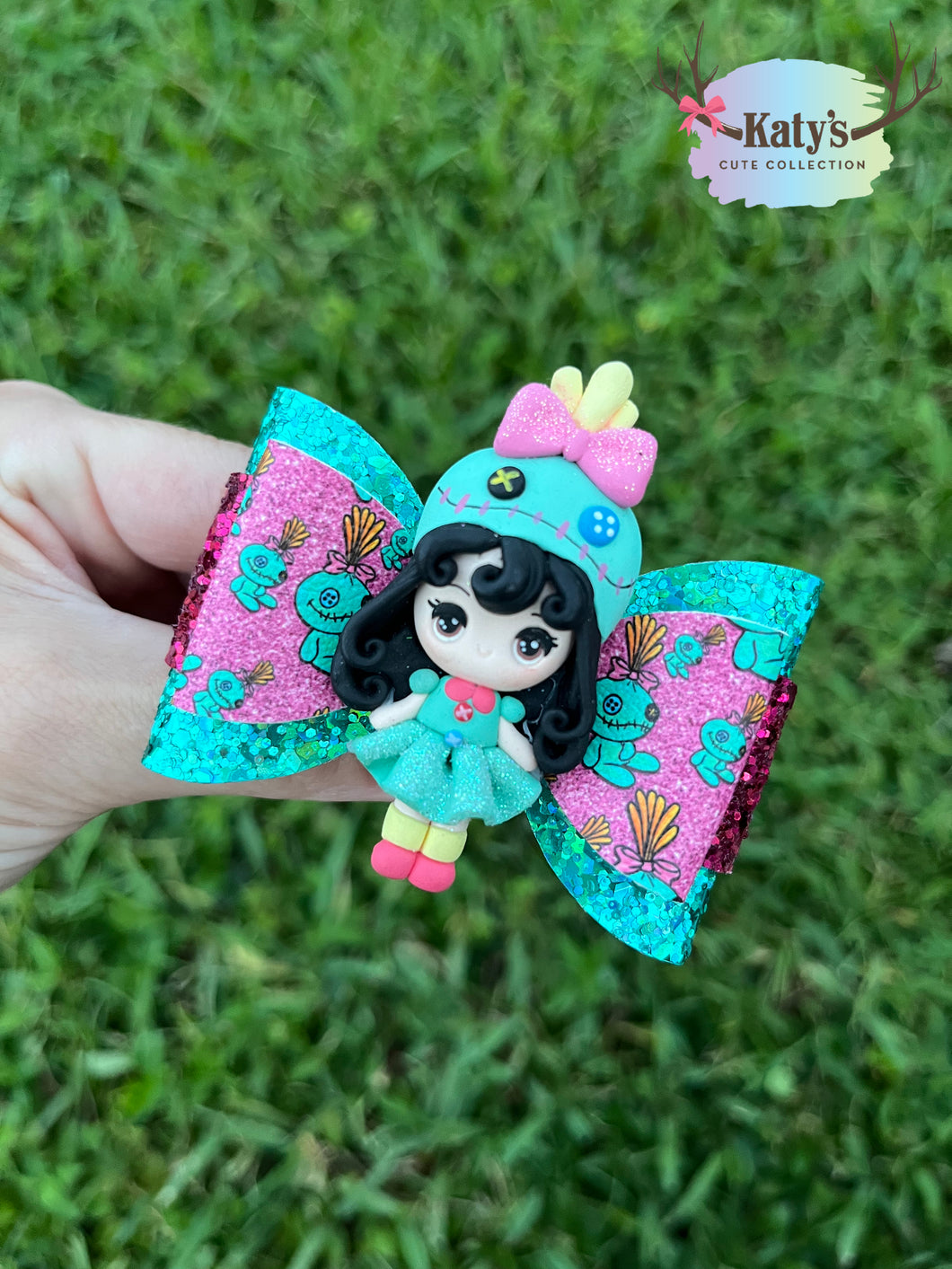 Alien Ragdoll Girl mini clay bow