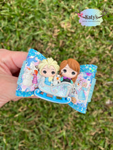 Load image into Gallery viewer, Ice Sisters in Sleigh mini clay bow
