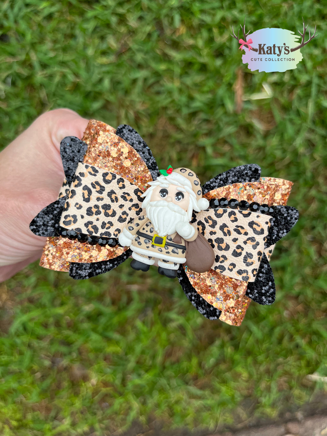 Leopard Santa clay bow