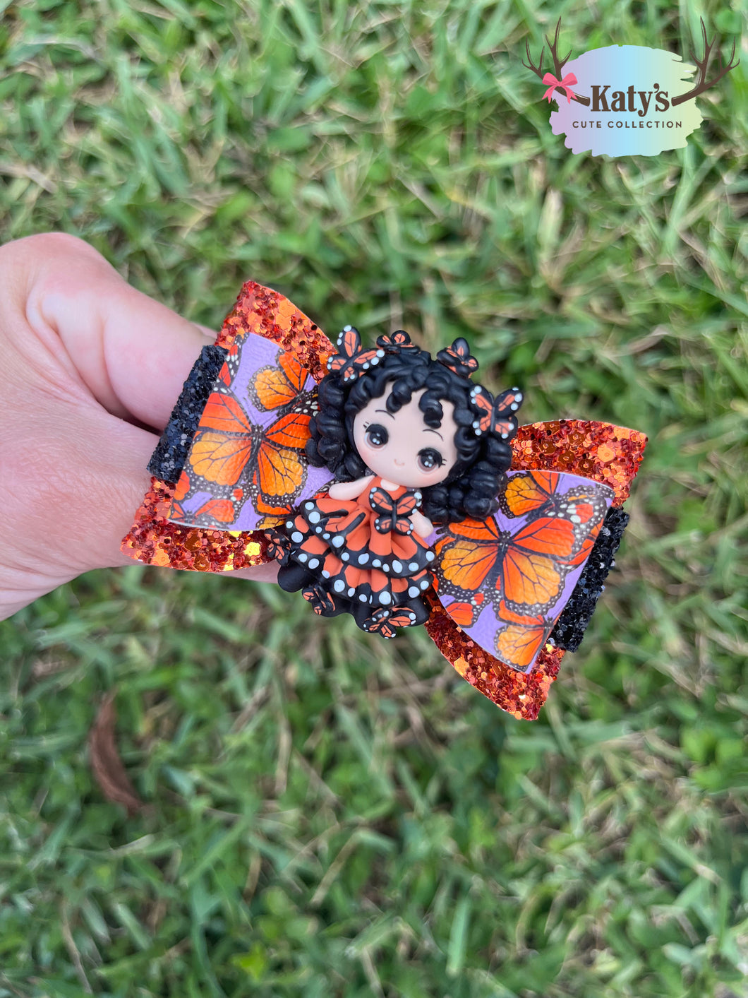 Monarch Butterfly Girl mini clay bow