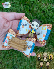 Load image into Gallery viewer, Friend clay piggies
