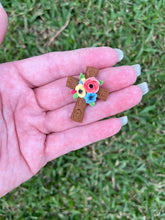 Load image into Gallery viewer, Wooden Cross mini clay bow
