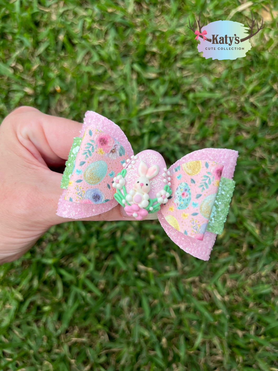Pink Egg mini clay bow