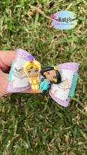 Load image into Gallery viewer, Genie Princess &amp; Boy mini clay bow
