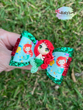 Load image into Gallery viewer, Mermaid Princess mini clay bow
