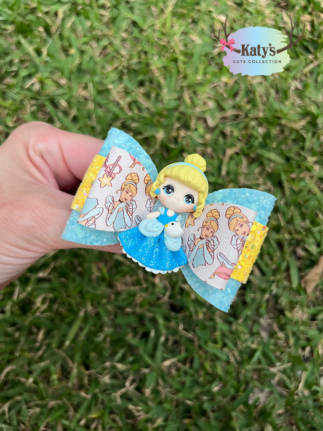 Blue Royal Ball Princess mini clay bow