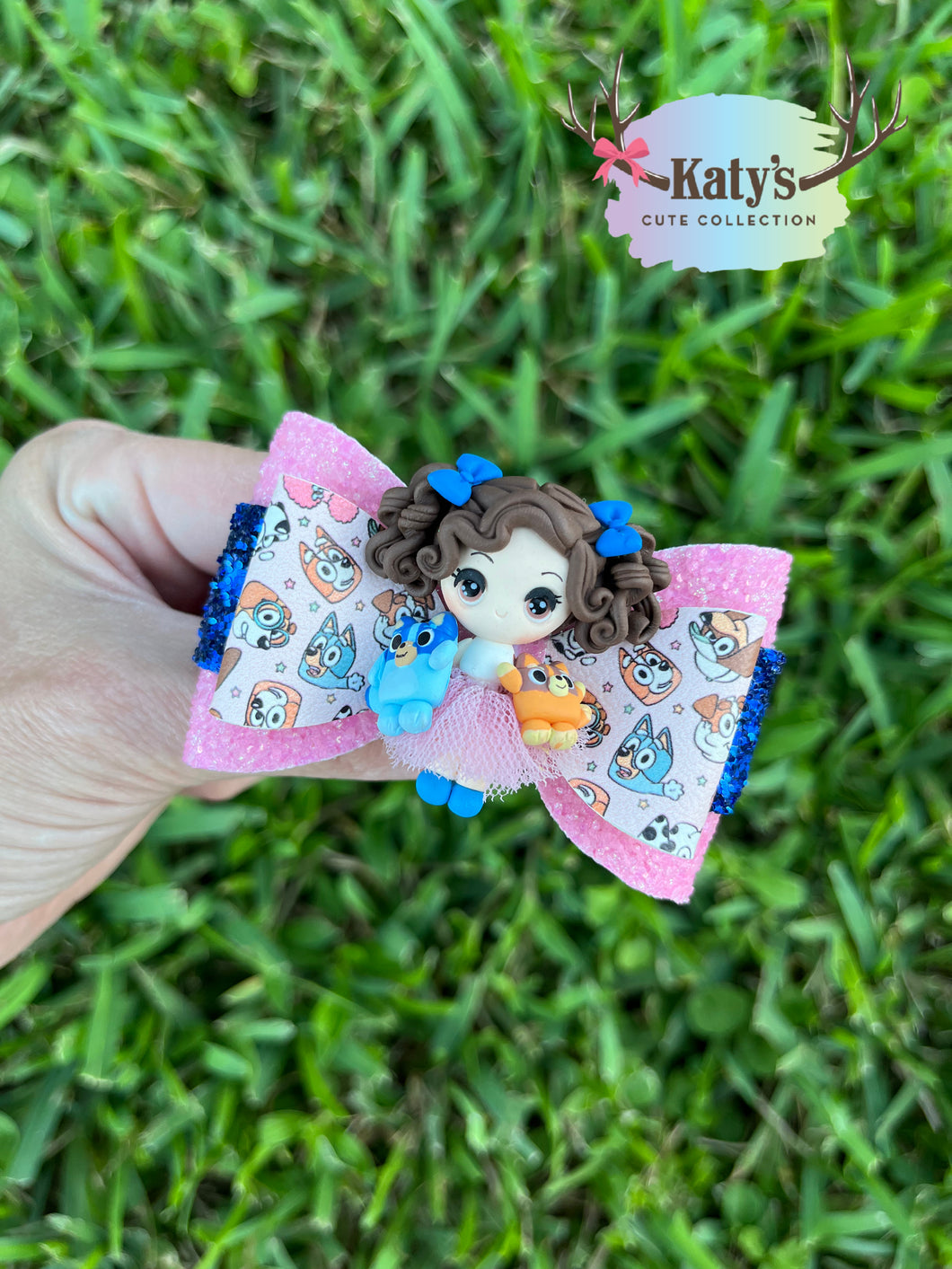 Dog Family Girl mini clay bow