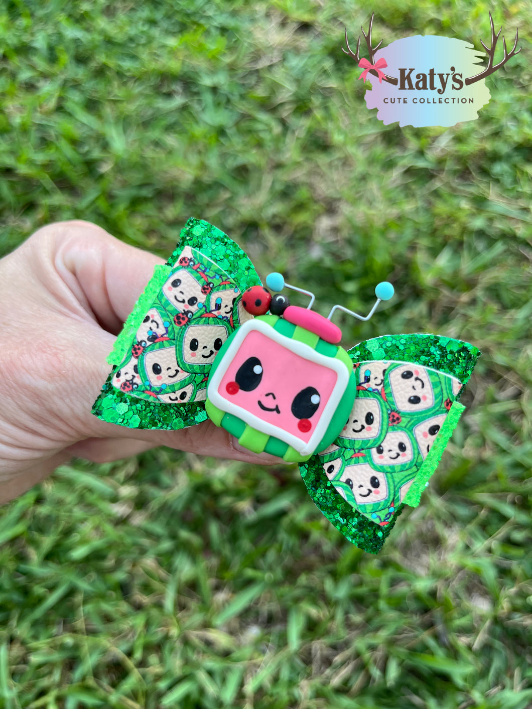 Melon Guy mini clay bow