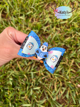 Load image into Gallery viewer, Delivery Birds mini clay bows

