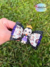 Load image into Gallery viewer, Toddler Villains mini clay bows
