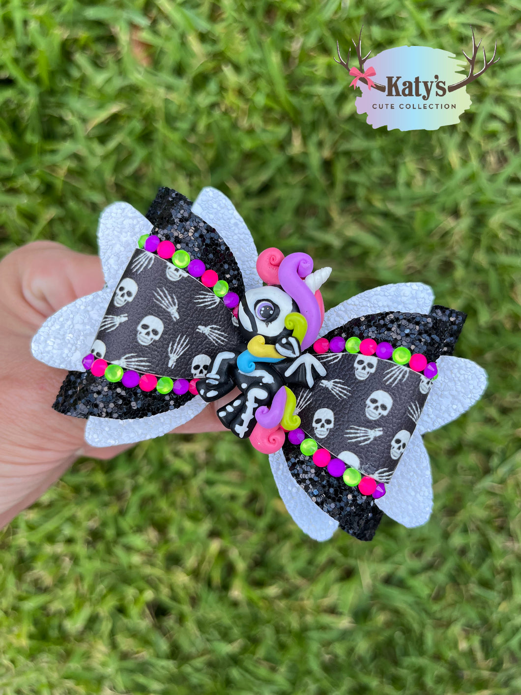 Unicorn Skeleton clay bow