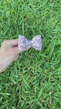 Load and play video in Gallery viewer, USA Flag mini bow
