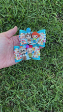 Load and play video in Gallery viewer, Balloon Couple clay piggies
