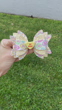Load and play video in Gallery viewer, Yellow Sweethearts clay bow
