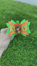 Load and play video in Gallery viewer, Carrot Girl clay bow
