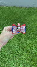 Load and play video in Gallery viewer, Patriotic Friends clay piggies
