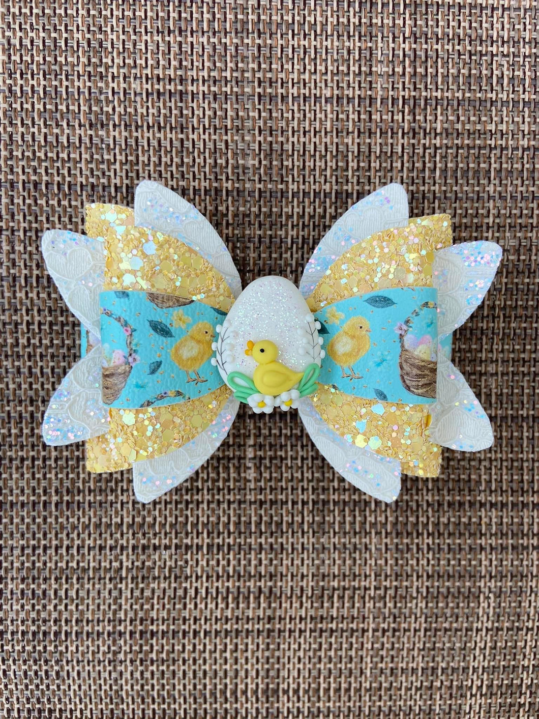 Little Easter Chick clay bow