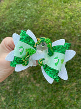 Load image into Gallery viewer, Shamrock Unicorn clay bow
