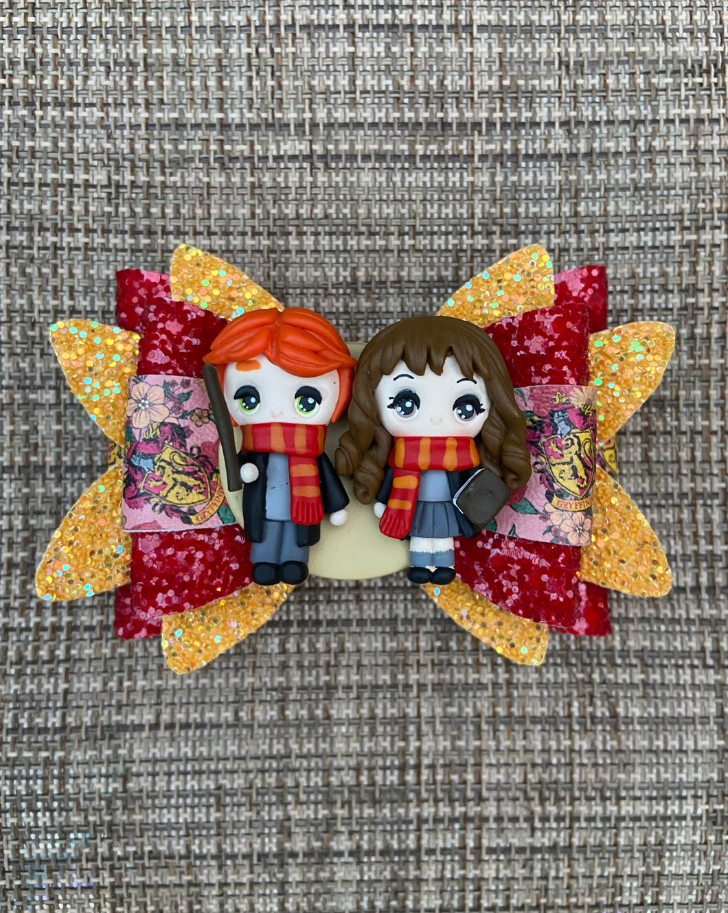 Wizard Couple clay bow
